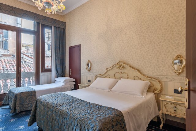 ホテル モンテカルロ