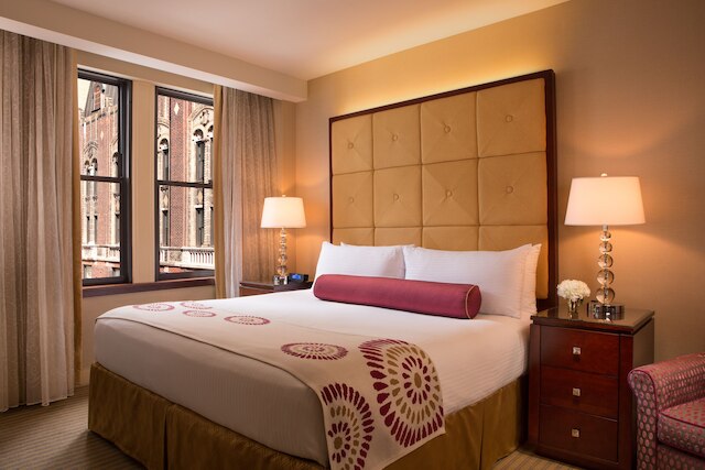 ミレニアム ニッカーボッカー シカゴ