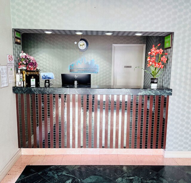 シティ センター イン & スイーツ