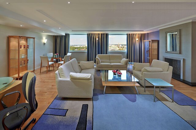 ヒルトン デュッセルドルフ