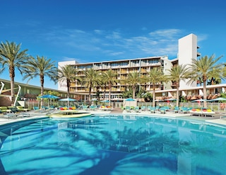 ホテル バレー ホウ