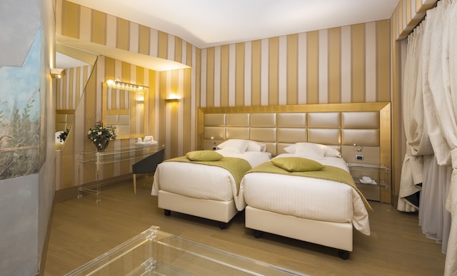 c-ホテルズルーベンス