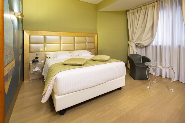 c-ホテルズルーベンス