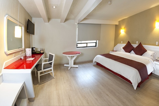 レヘンテ ホテル