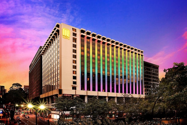 リーガル 九龍 (カオルーン) ホテル (香港富豪九竜酒店)