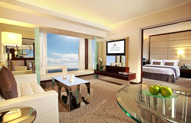 リーガル 九龍 (カオルーン) ホテル (香港富豪九竜酒店)