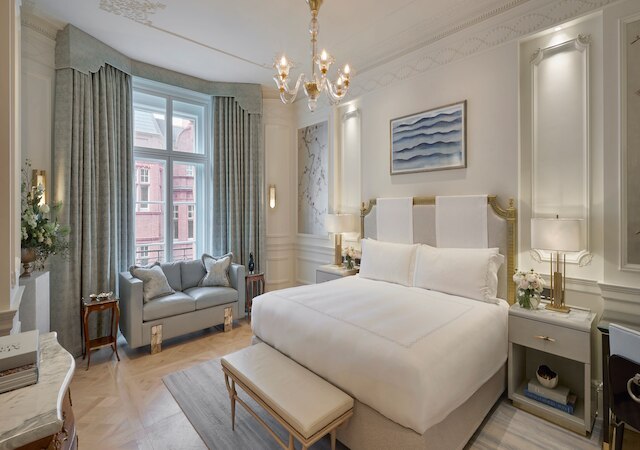 クラリッジズ、メイボーン