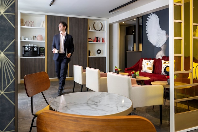 ホテルヌードパリ - カラービジョン