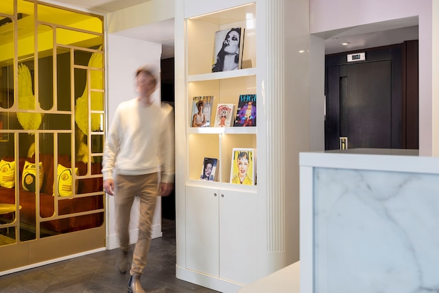 ホテルヌードパリ - カラービジョン