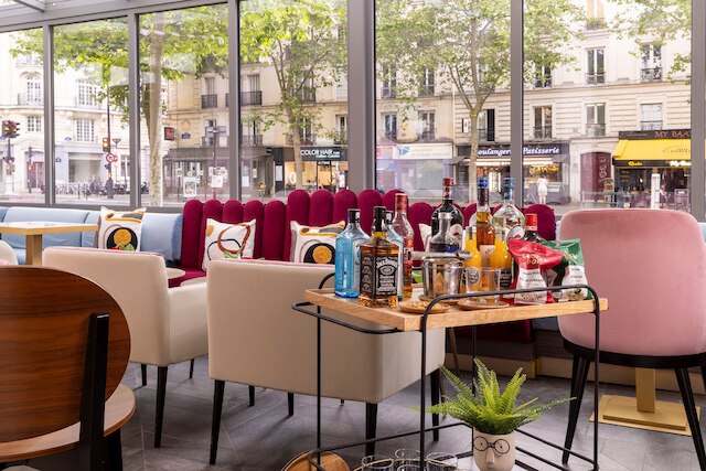 ホテルヌードパリ - カラービジョン