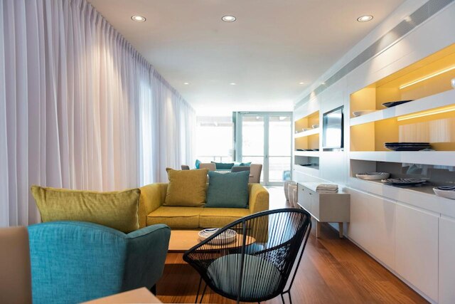 タル バイ ザ ビーチ - アトラス ブティック ホテル