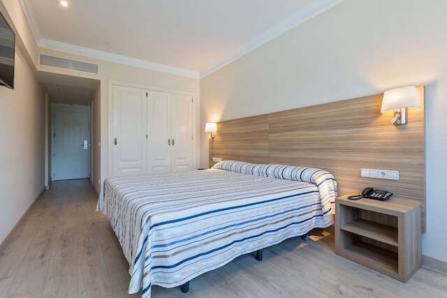 ベスト オスナ フェリア デ マドリード