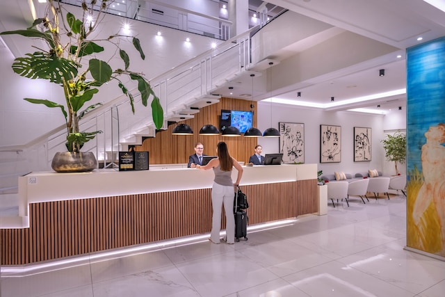 ホテル セルス リボリ ランブラ