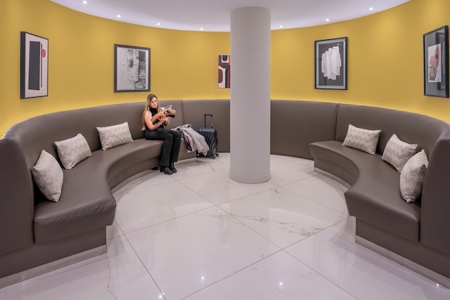 ホテル セルス リボリ ランブラ