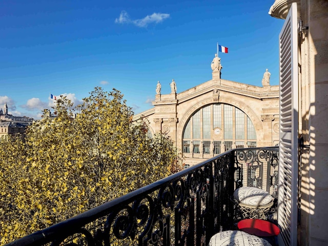 25 アワーズ ホテル テルミナス ノール