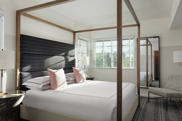 キンプトン サーフコンバー ホテル by IHG