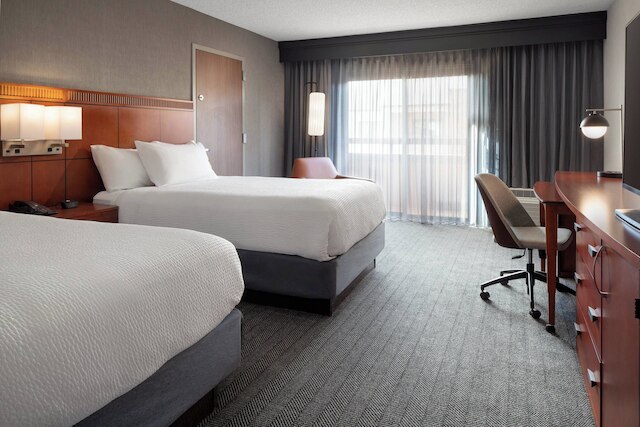 コートヤード バイ マリオット ベーカーズフィールド