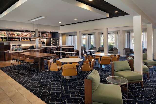 コートヤード バイ マリオット ベーカーズフィールド