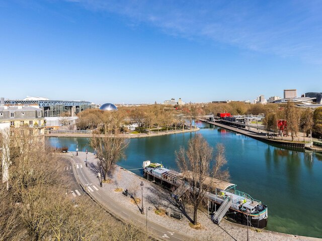 イビス パリ ラ ヴィレット シテ デ ションス 19 区