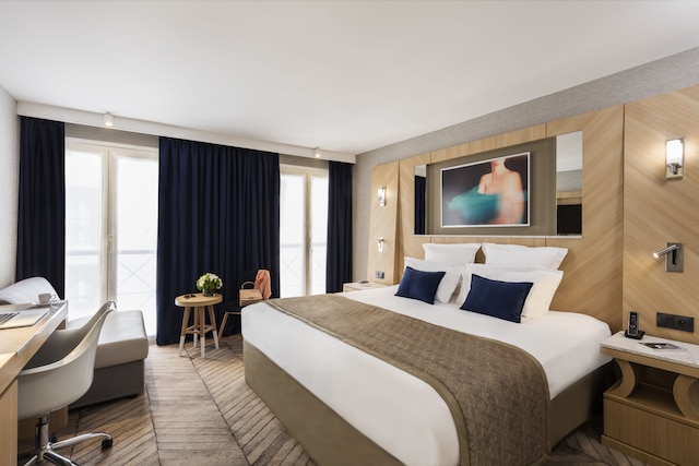 ホテル ルーヴル サント ノレ