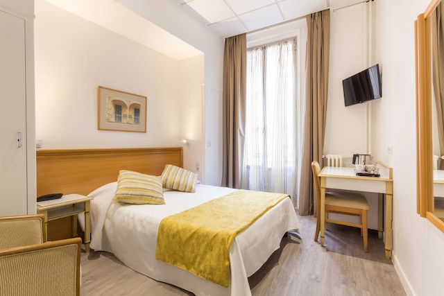 ホテル バスビー