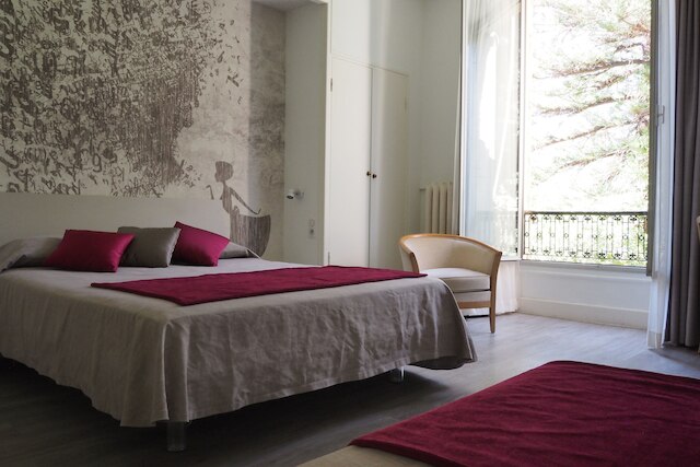 ホテル バスビー