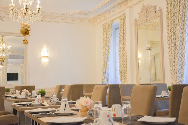 ホテル バスビー