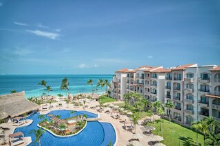 フィエスタ アメリカーナ カンクン ヴィラズ