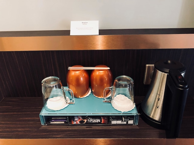 ベスト ウエスタン エンパイア エリーゼ