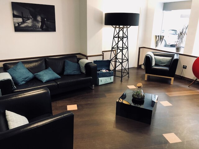 ベスト ウエスタン エンパイア エリーゼ