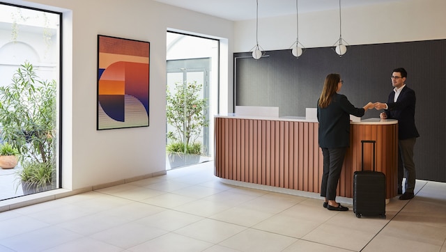 クラウン プラザ パリ レピュブリック by IHG