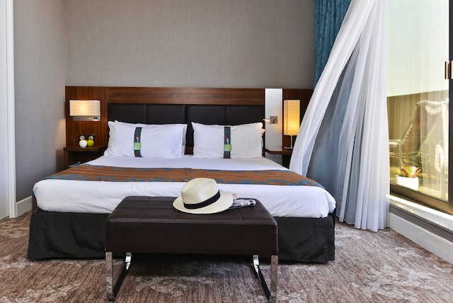 ホリデイ イン ニース by IHG