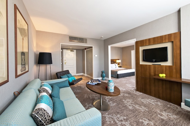 ホリデイ イン ニース by IHG