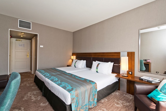 ホリデイ イン ニース by IHG