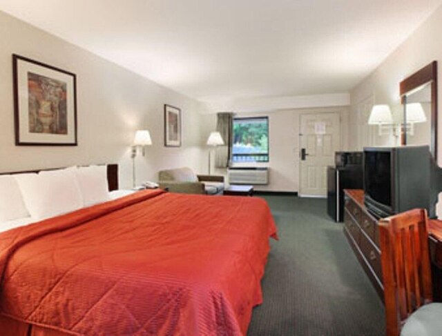 デイズ イン & スイーツ バイ ウィンダム コロンビア エアポート