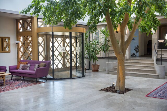 ベストウェスタン ストランド ホテル