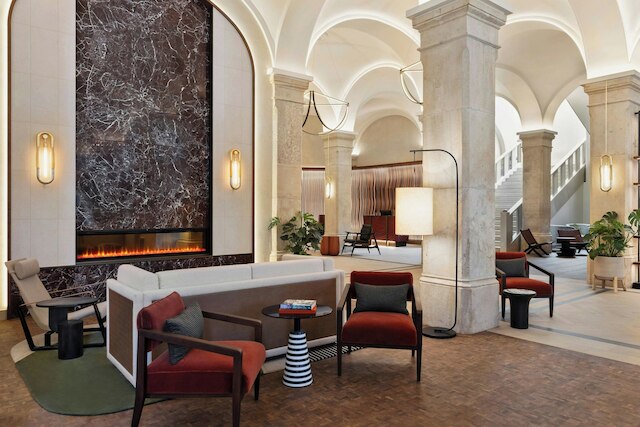 インペリアル・ライディングスクール、オートグラフ・コレクション