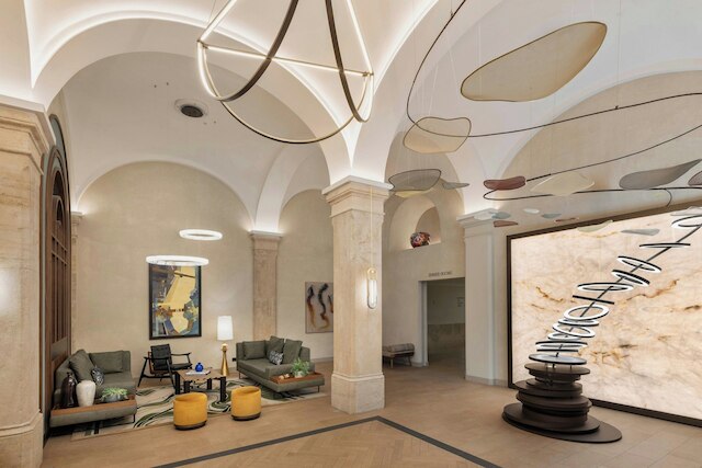 インペリアル・ライディングスクール、オートグラフ・コレクション