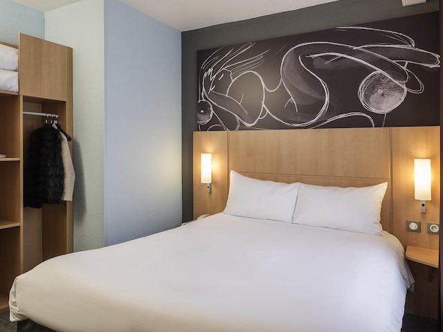 イビス パリ ヴォージラール ポルト ドゥ ベルサイユ