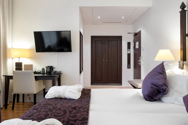 エリート ホテル アルカディア