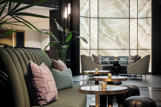 オムニ セヴェリン ホテル