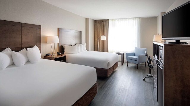 フロリダ ホテル & カンファレンス センター イン ザ フロリダ モール