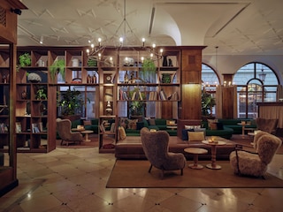 プラッツル ホテル