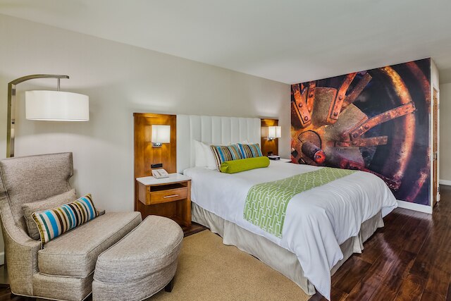 ホテル インディゴ アナハイム by IHG