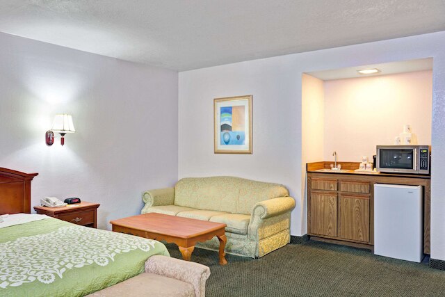 デイズ イン & スイーツ バイ ウィンダム フラートン