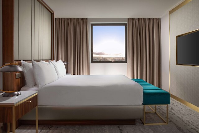 ヒルトン プラハ