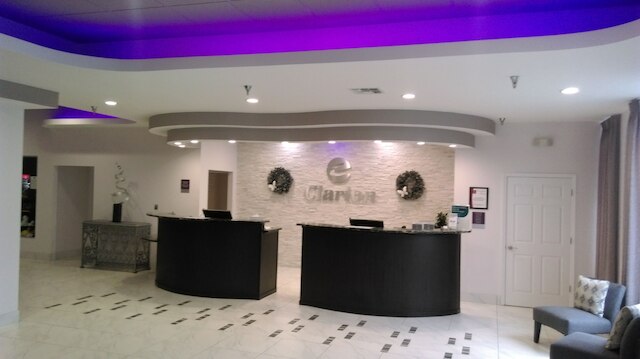 クラリオ イン & スイーツ アクロス フロム ユニバーサル オーランド リゾート