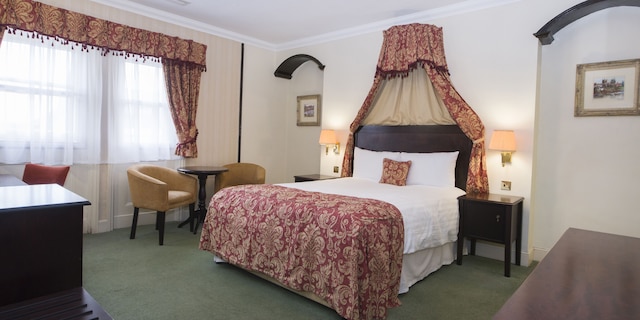 ウスター ホワイトハウス