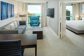 ヒルトン・シカゴ・マグニフィセントマイル・スイーツ