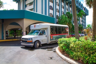 クラリオン イン & スイーツ マイアミ インターナショナル エアポート